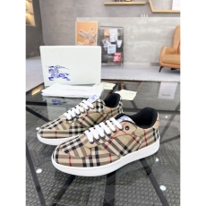 Burberry Low Shoes